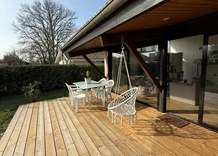 בית נופש Petite Girolle *